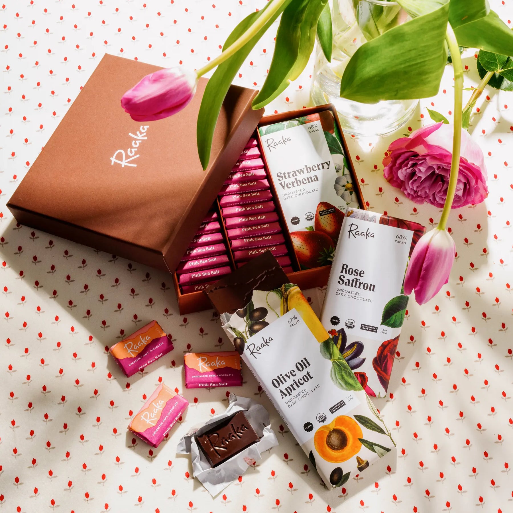Bites & Bars Signature Gift Box - Airy Daily Box Assortment